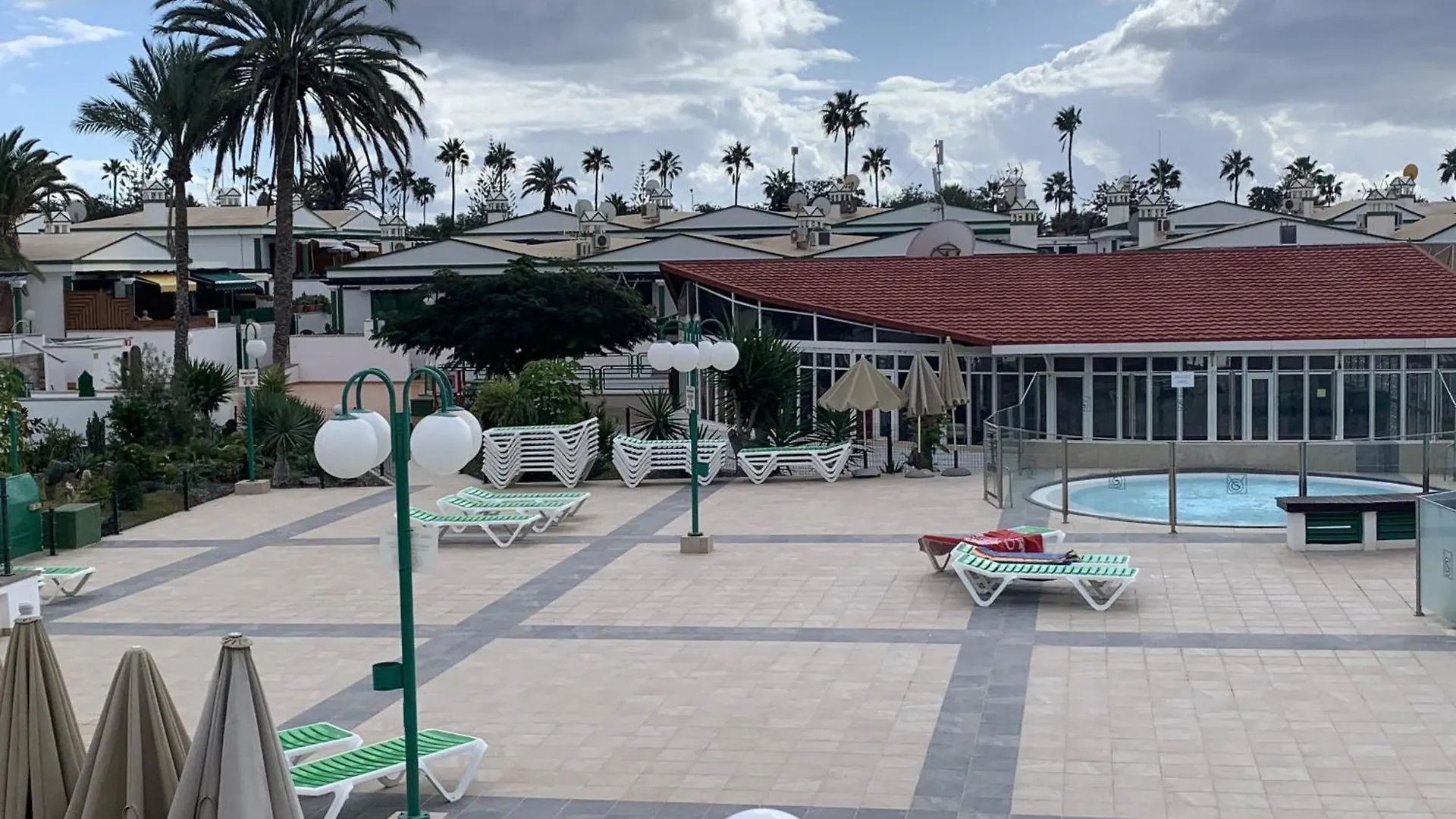 Bungalow En Complejo Tranquilo En Maspalomas ماسبالوماس